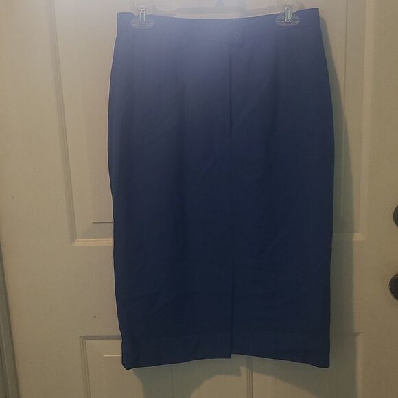 Beautiful Royal Blue Size 10 Carlisle Ladies Wool, Skirt and Jacket Suit - Picture 5 of 10